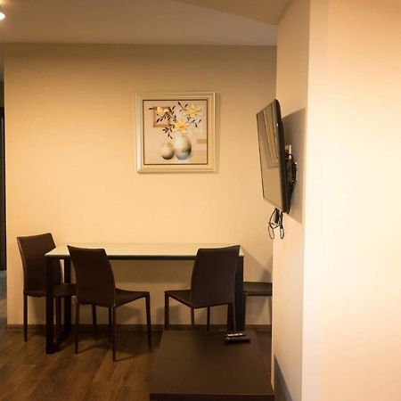 City Center Apart Hotel Tbilisi Exterior photo