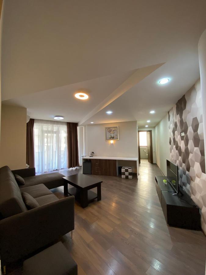City Center Apart Hotel Tbilisi Exterior photo