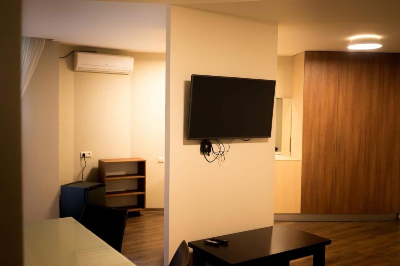 City Center Apart Hotel Tbilisi Exterior photo
