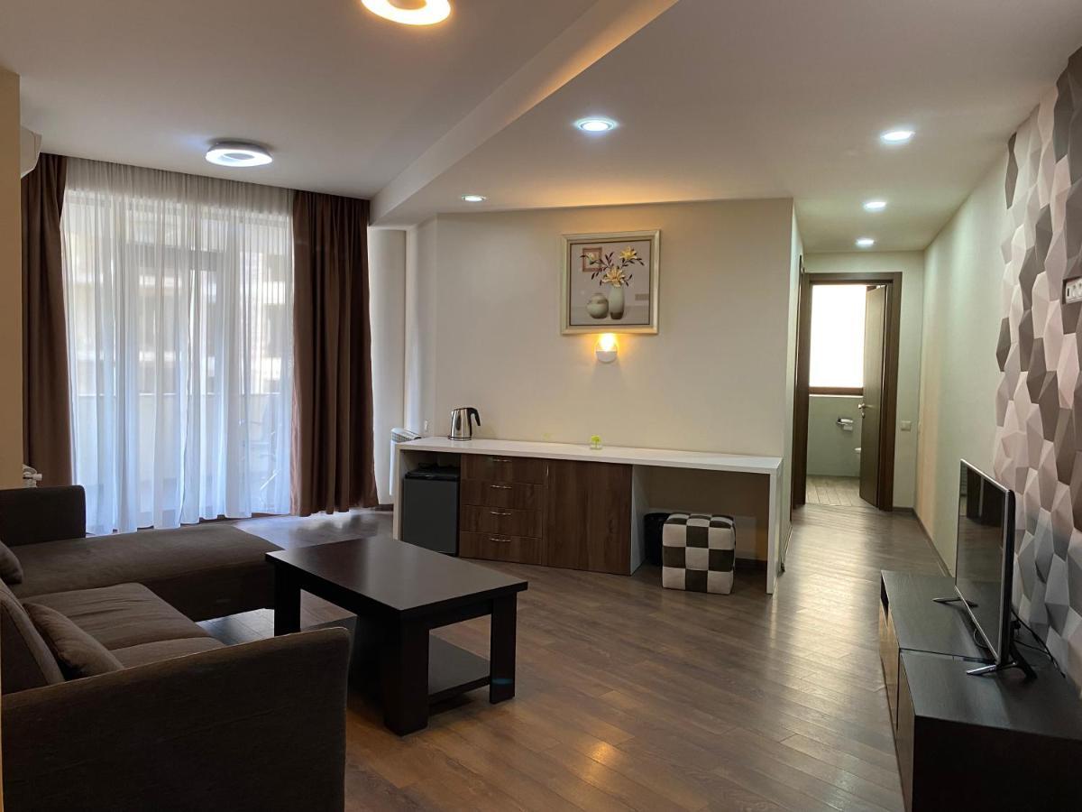 City Center Apart Hotel Tbilisi Exterior photo